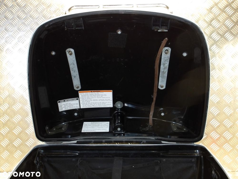 Kufer centralny kompletny YAMAHA XVZ 1300 ROYAL STAR VENTURE 99-13r   PN. 4XY-W2846-00 - 6