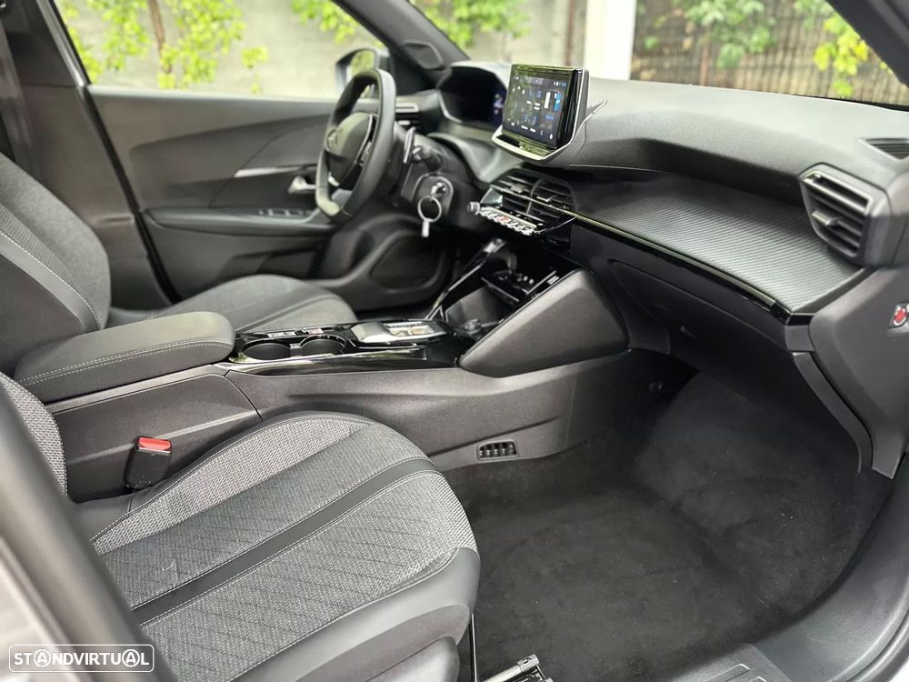 Peugeot 2008 Hybrid 136 e-DSC Allure - 15