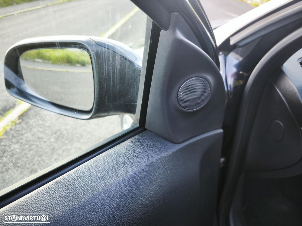 Opel Astra GTC 1.3 CDTI - 21
