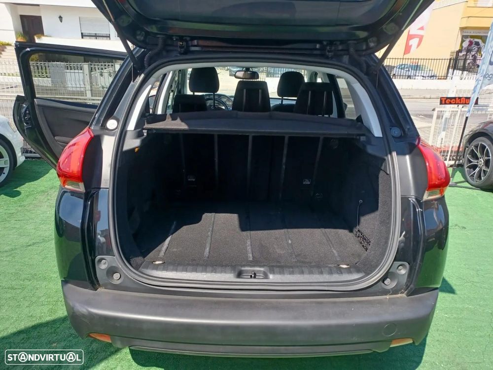 Peugeot 2008 - 9