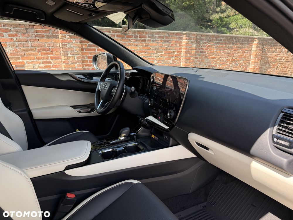 Lexus NX 350h Prestige AWD - 16