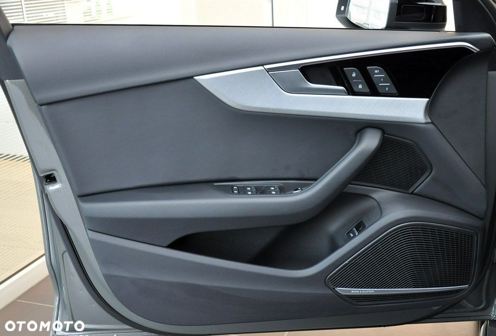 Audi A4 Allroad - 13