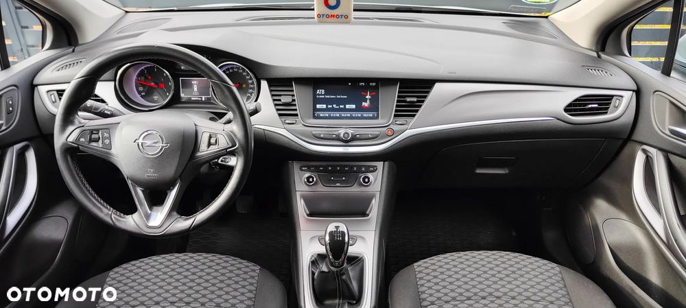 Opel Astra IV 1.6 CDTI Cosmo - 11