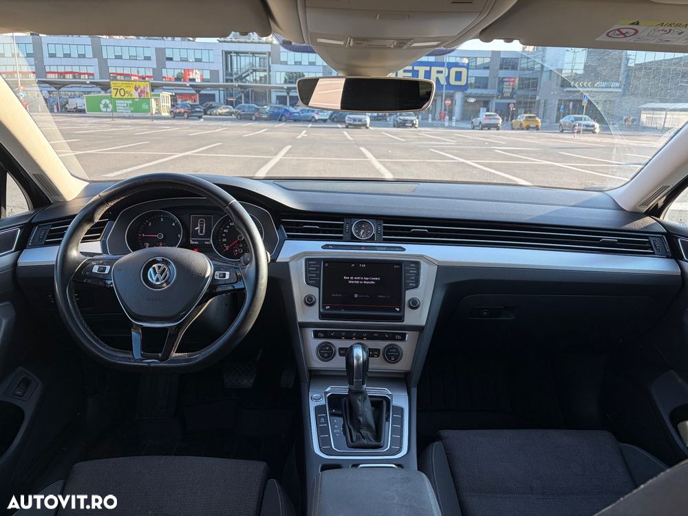 Volkswagen Passat 2.0 TDI DSG Comfortline - 8