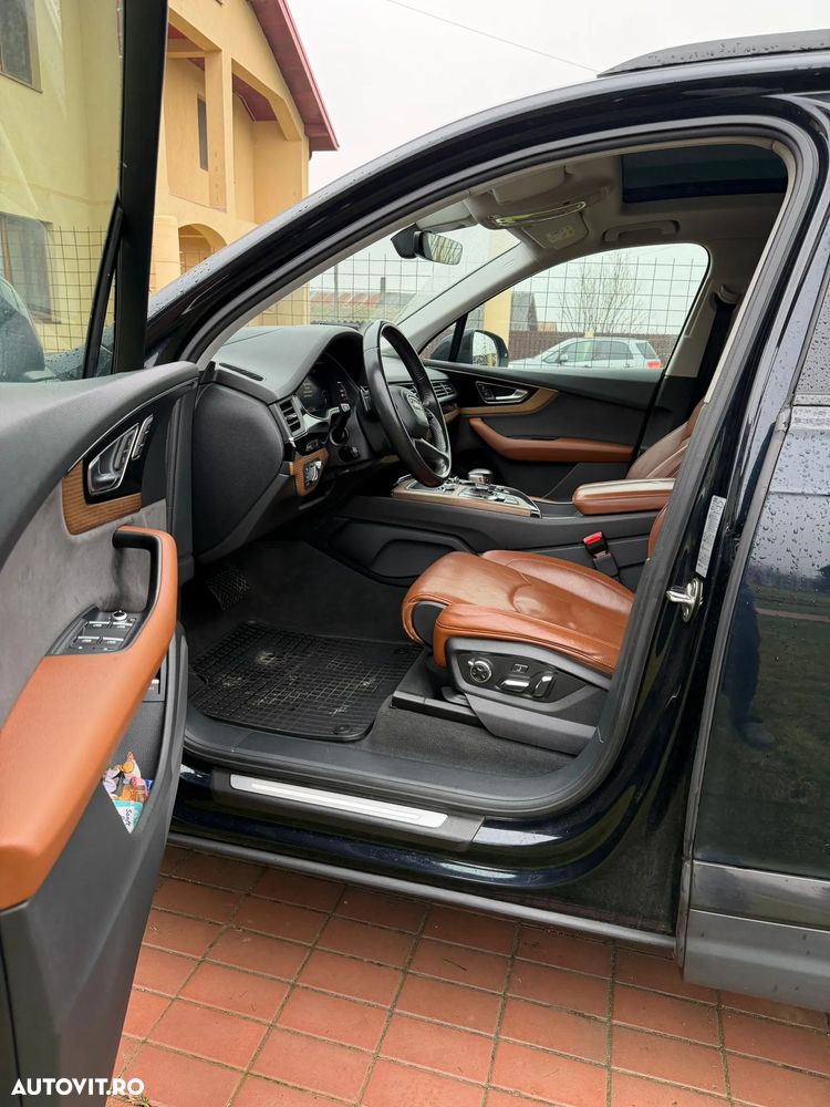 Audi Q7 - 9