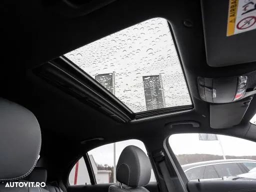 Mercedes-Benz E 220 d 4Matic 9G-TRONIC - 8