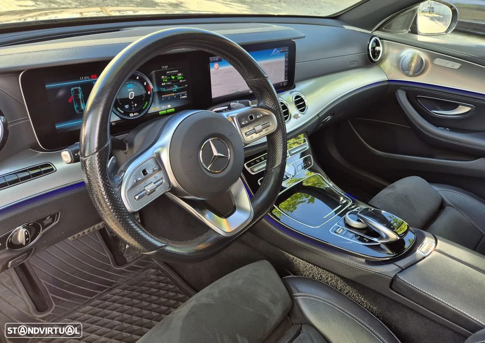 Mercedes-Benz E 300 de 9G-TRONIC AMG Line - 9