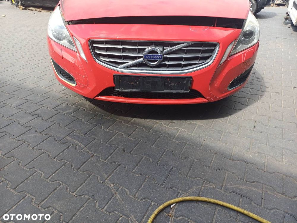 KOMPLETNY PRZÓD VOLVO V60 I 612-46 ZDERZAK PRZÓD BŁOTNIKI LAMPY PAS PRZEDNI - 1