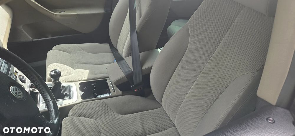 Volkswagen Passat 2.0 FSI Sportline - 7