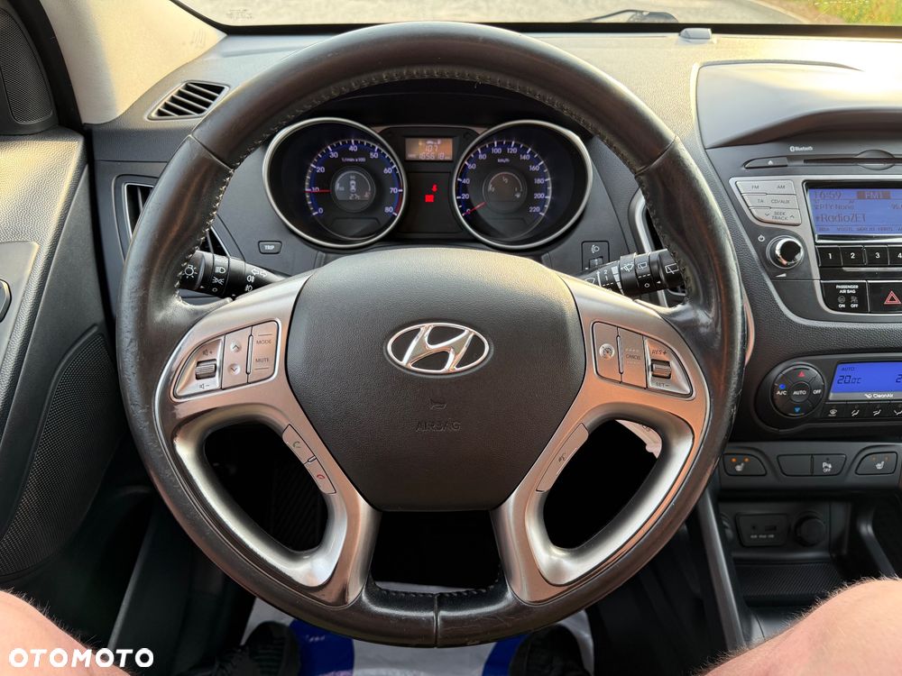 Hyundai ix35 2.0 2WD Style - 21