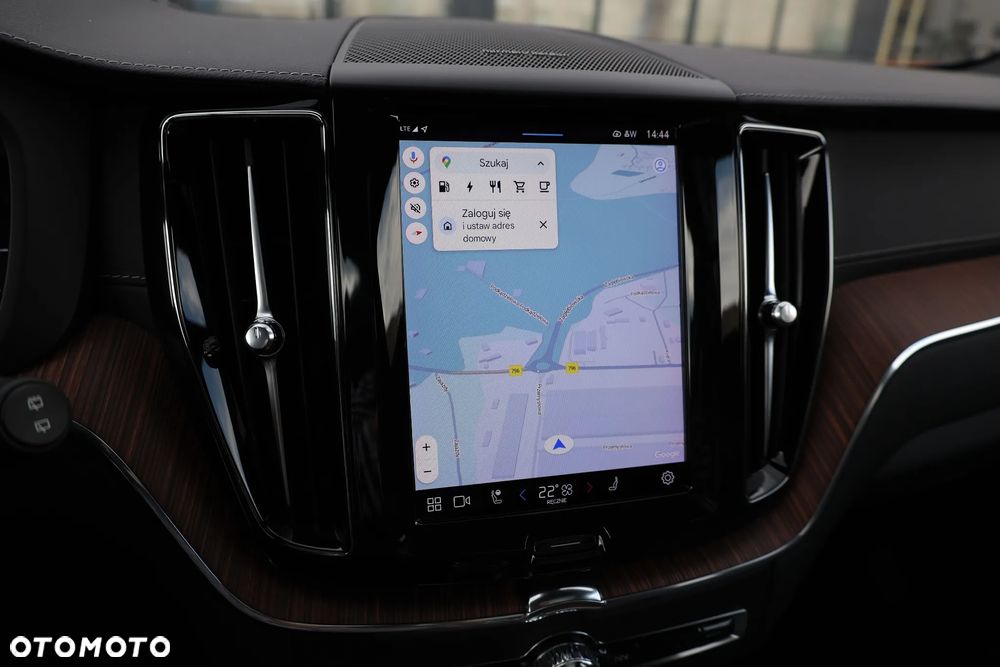 Volvo XC 60 T6 AWD Plug-In Hybrid Inscription - 9