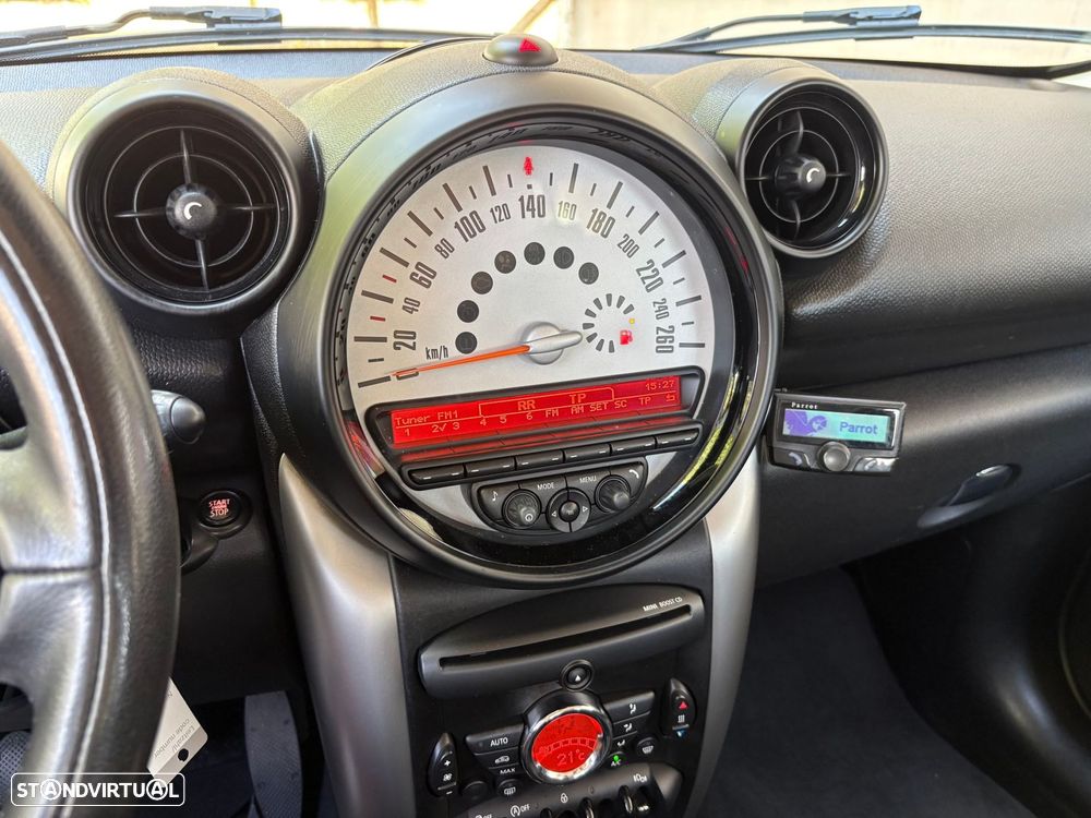 MINI Countryman One D - 6