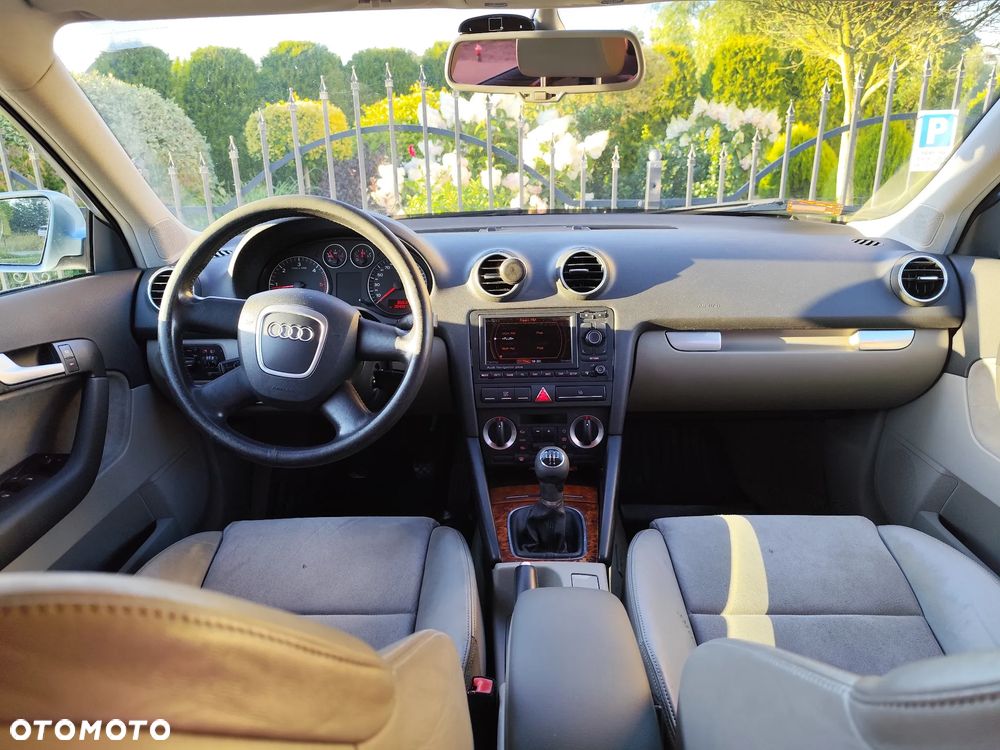 Audi A3 Sportback 1.9 TDI Attraction - 22
