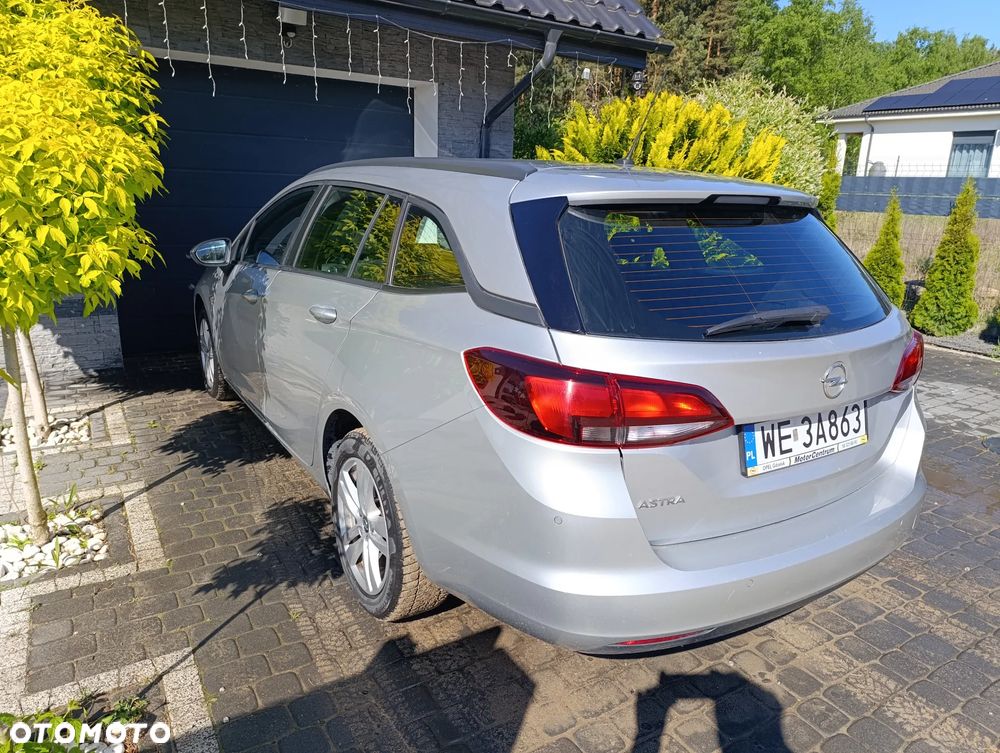 Opel Astra 1.2 T Business Elegance S&S - 10