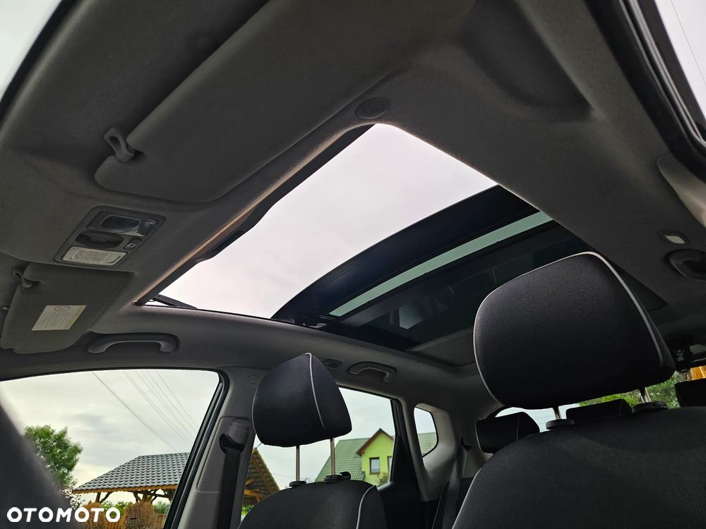 Kia Venga 1.4 CVVT ISG Vision - 19