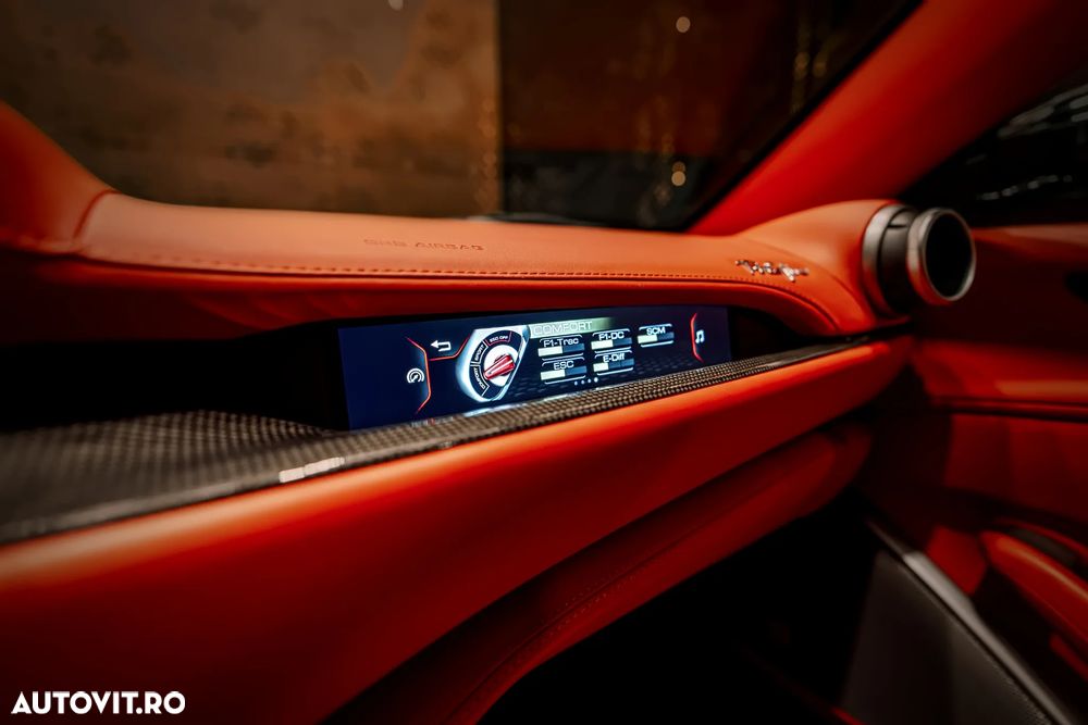 Ferrari Portofino - 36