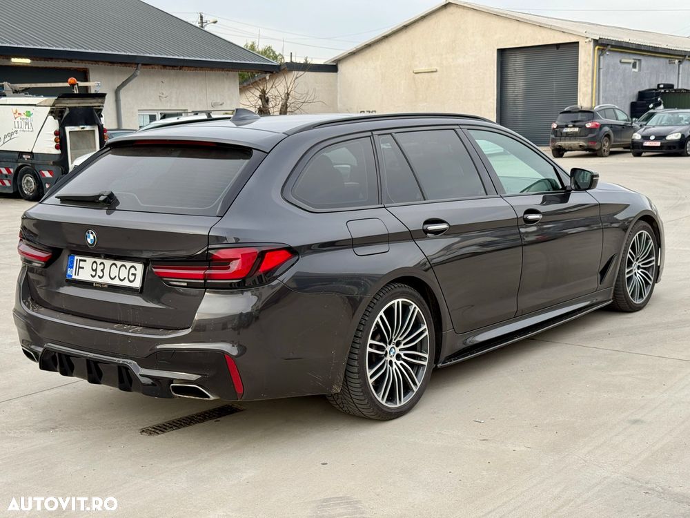 BMW Seria 5 540i xDrive Touring Aut. - 6