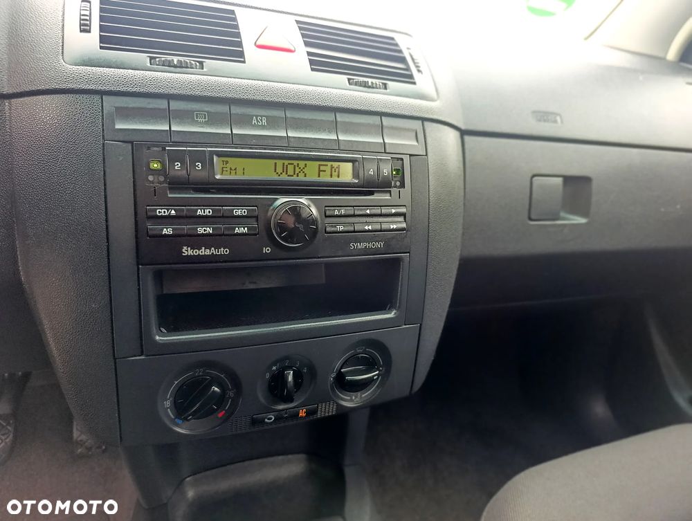 Skoda Fabia - 23