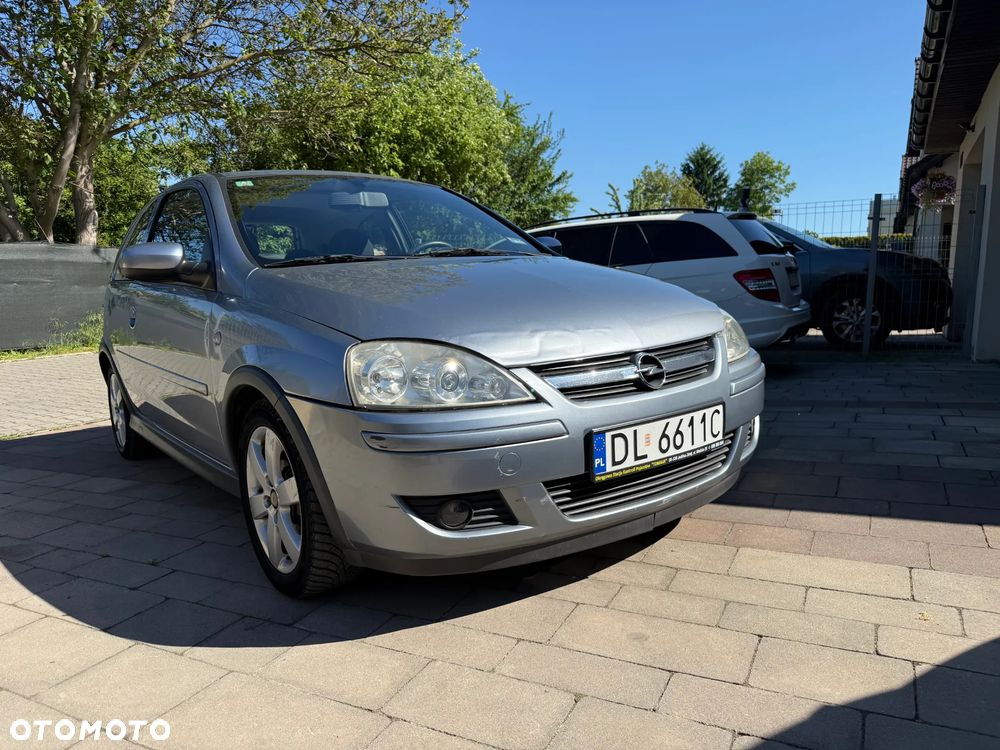 Opel Corsa 1.4 16V Sport - 3