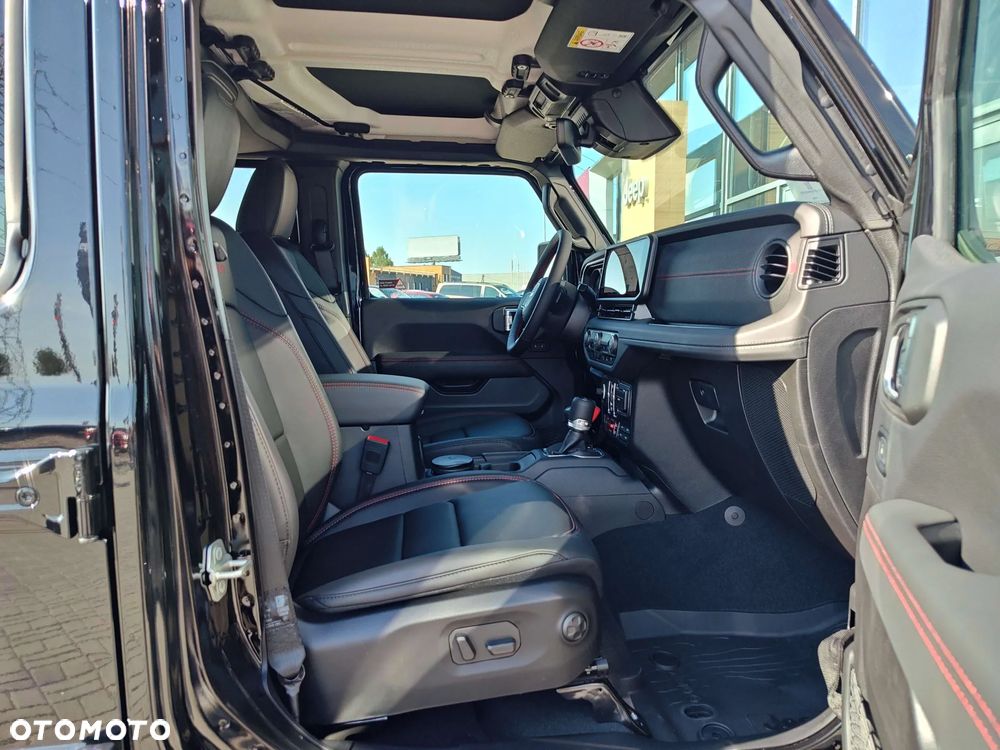 Jeep Wrangler Unlimited GME 2.0 Turbo Rubicon - 12