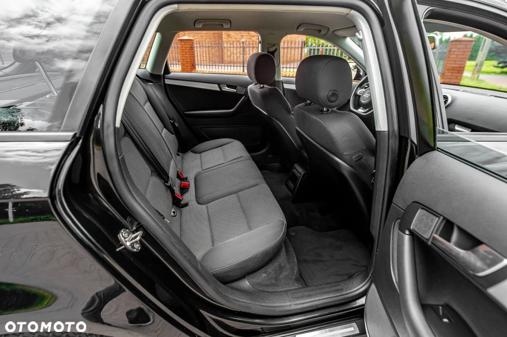 Audi A3 Sportback 1.6 S tronic Attraction - 23