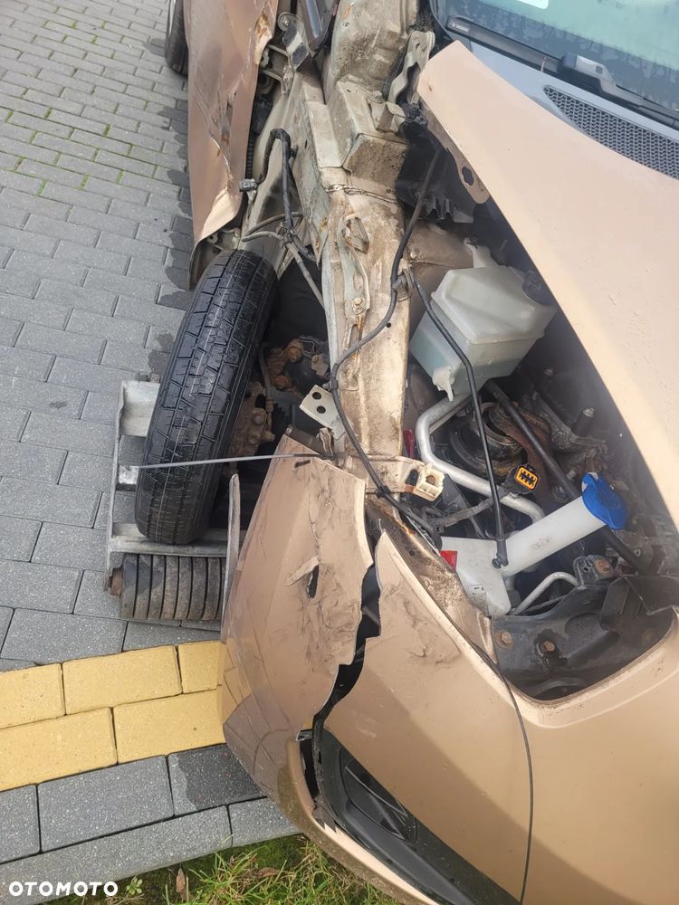 Kia Venga 1.4 L - 10