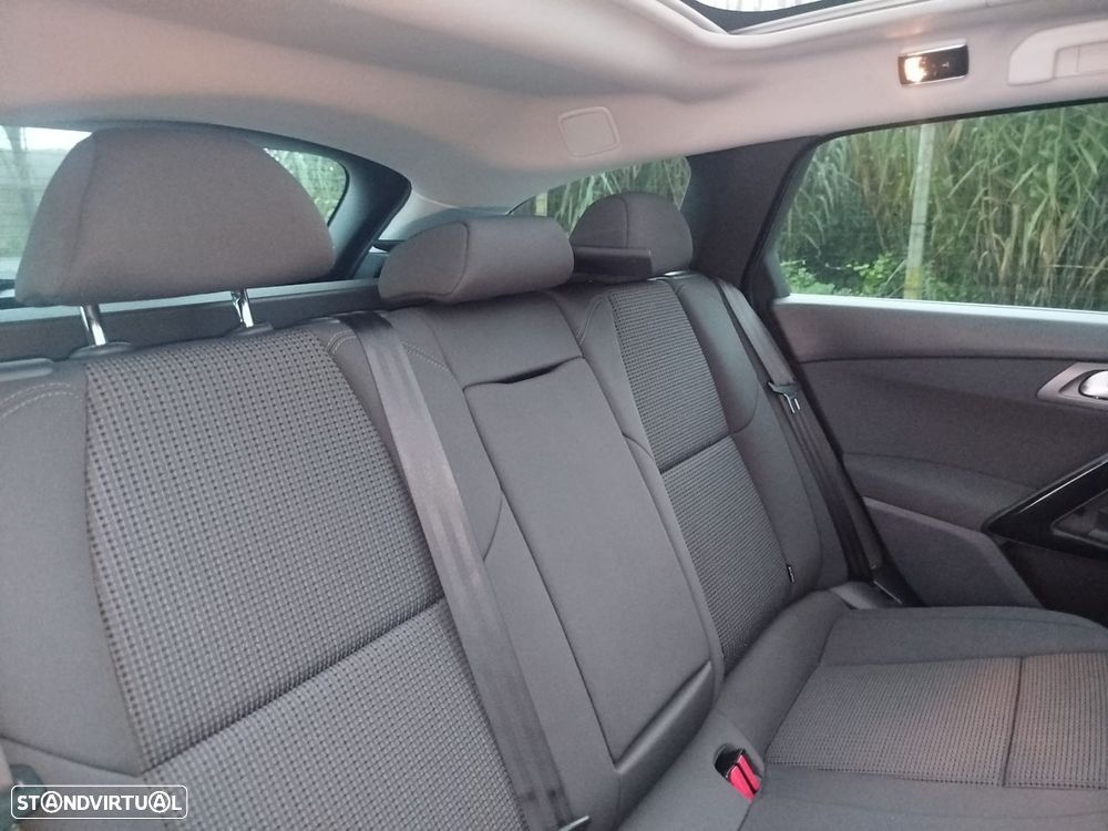 Peugeot 508 SW 1.6 BlueHDi Allure - 11