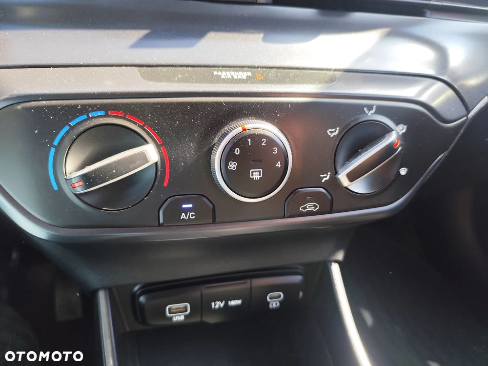 Hyundai i20 1.2 Modern - 11