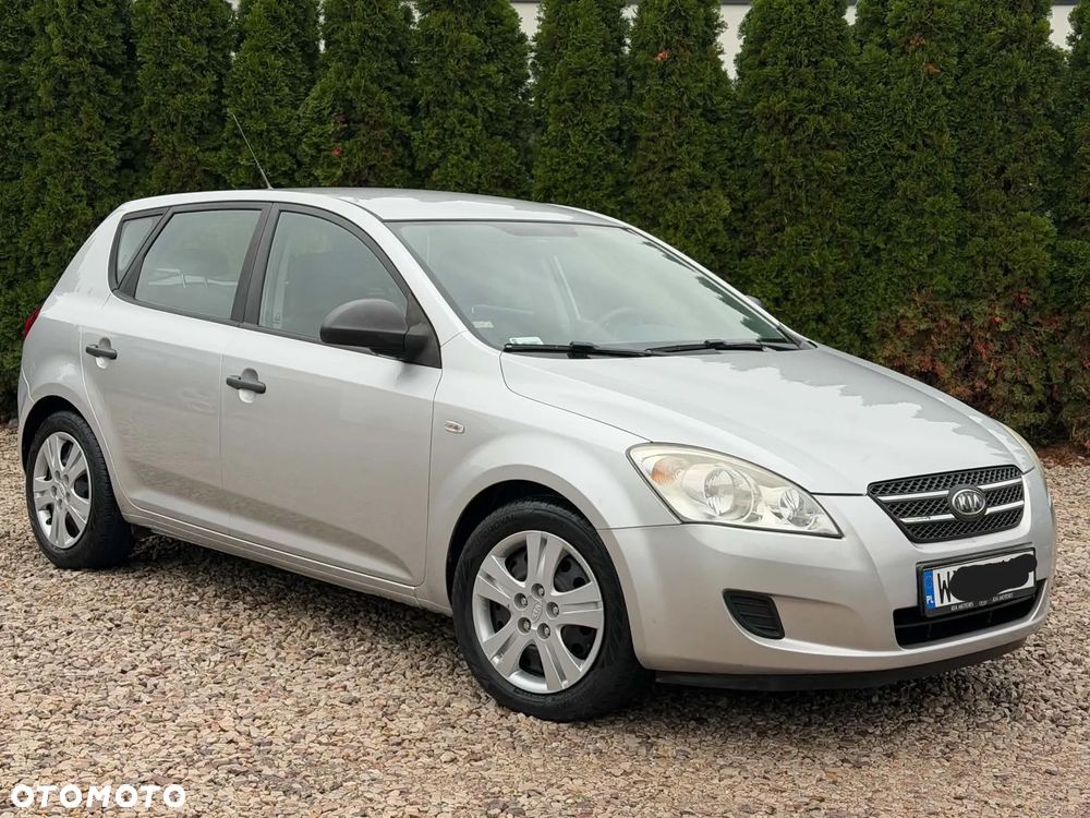 Kia Ceed 2007 photo 2
