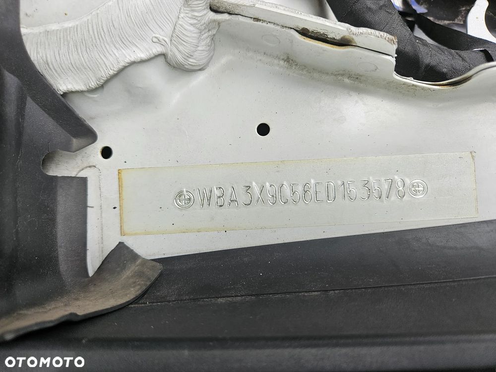 BMW 3GT 335i xDrive - 22