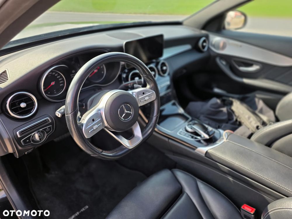 Mercedes-Benz Klasa C 300 d 9G-TRONIC - 19