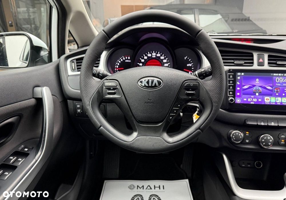 Kia Ceed 1.4 CVVT Attract - 21