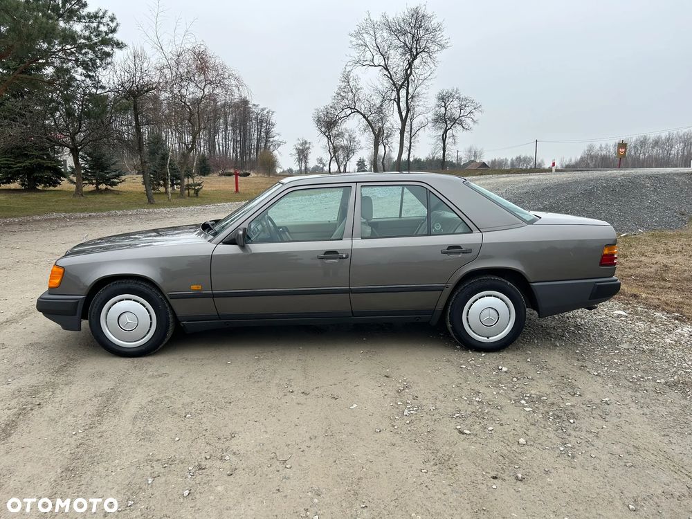 Mercedes-Benz W124 (1984-1993) - 4