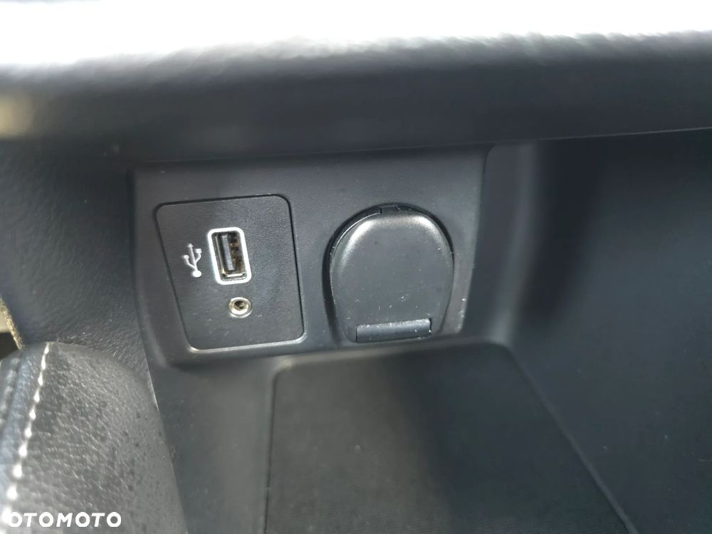 Nissan Micra 1.0 IG-T Visia+ - 29