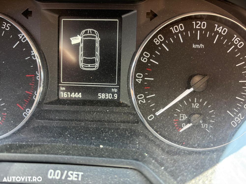 Skoda Octavia 2.0 TDI DSG Style - 9