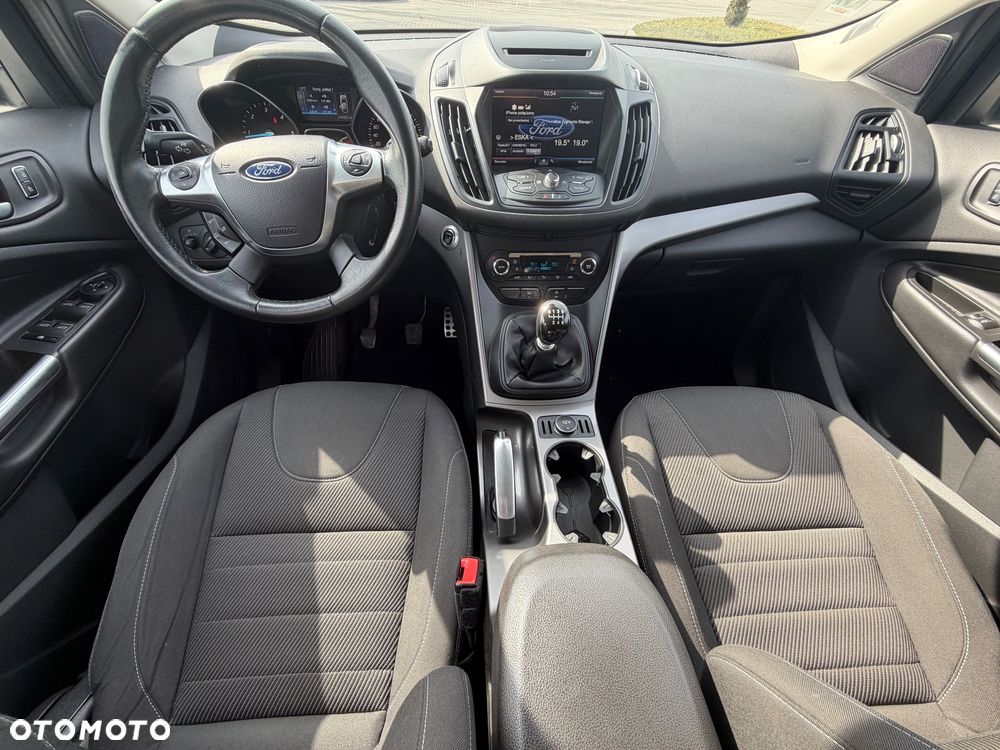 Ford Kuga - 14
