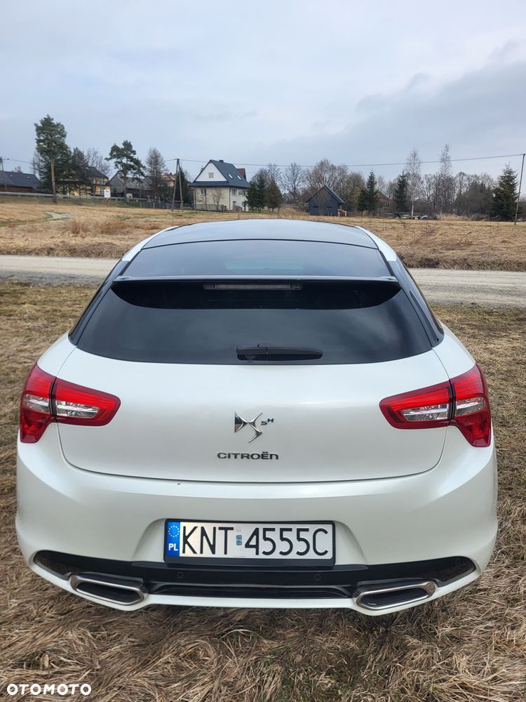 Citroën DS5 2.0 HDi Hybrid4 SoChic MCP - 8