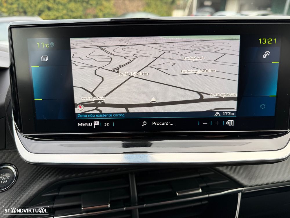 Peugeot e-2008 Allure - 14