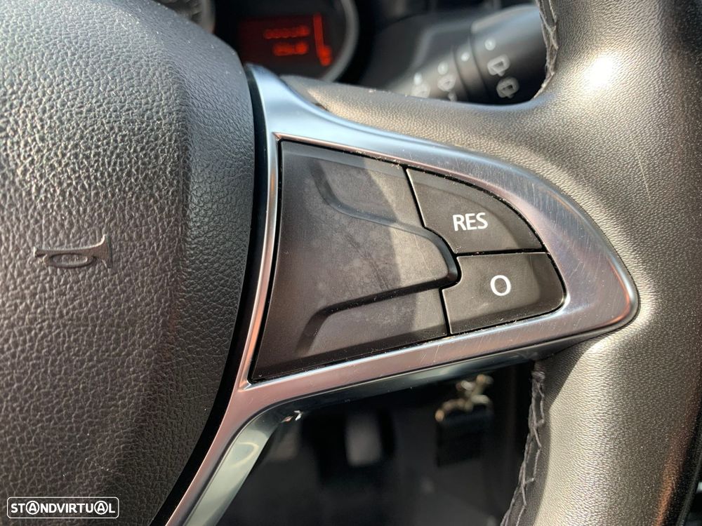 Dacia Duster 1.5 dCi SL Urban Explorer - 29