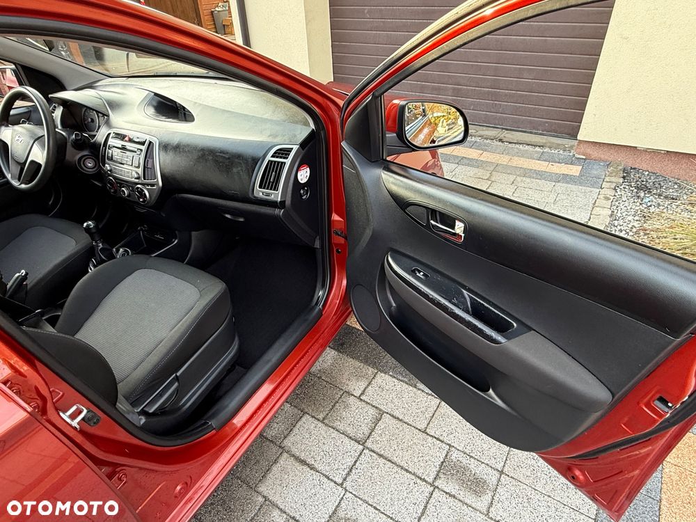 Hyundai i20 - 11