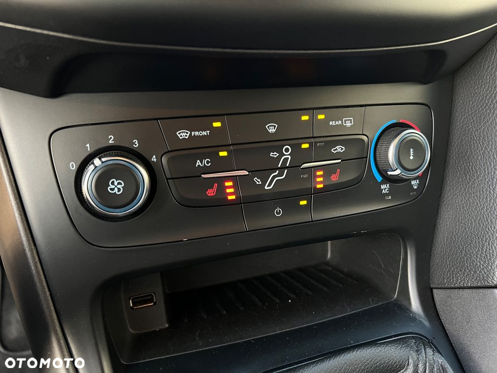 Ford Focus 1.0 EcoBoost SYNC Edition ASS - 24