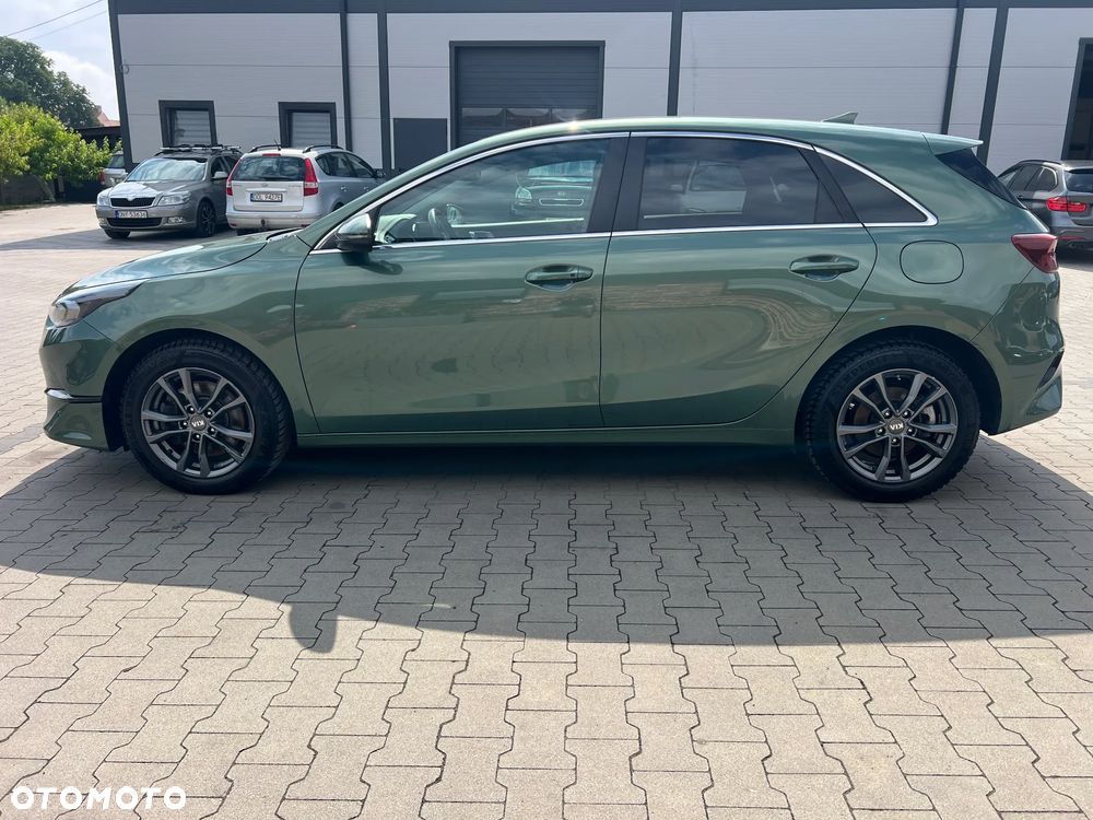 Kia Ceed - 8
