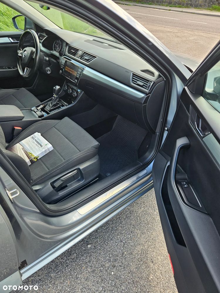 Skoda Superb 2.0 TDI Ambition DSG - 9