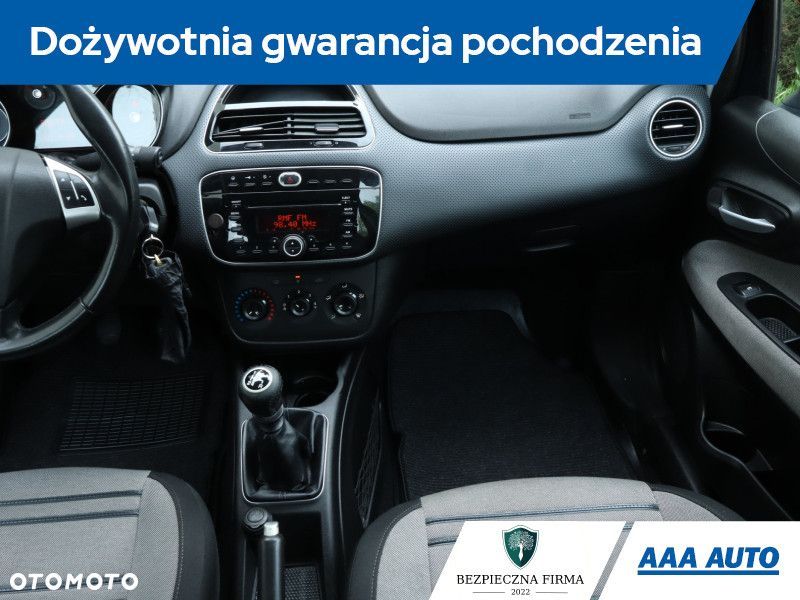 Fiat Punto 2012 - 10
