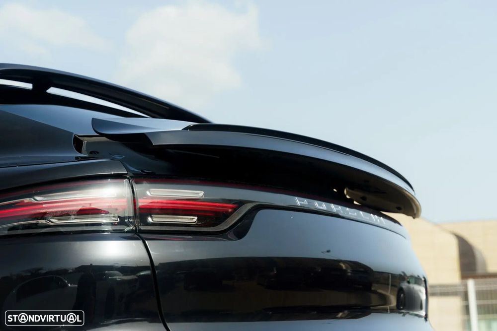 Porsche Cayenne Coupé E-Hybrid Platinum Edition - 29