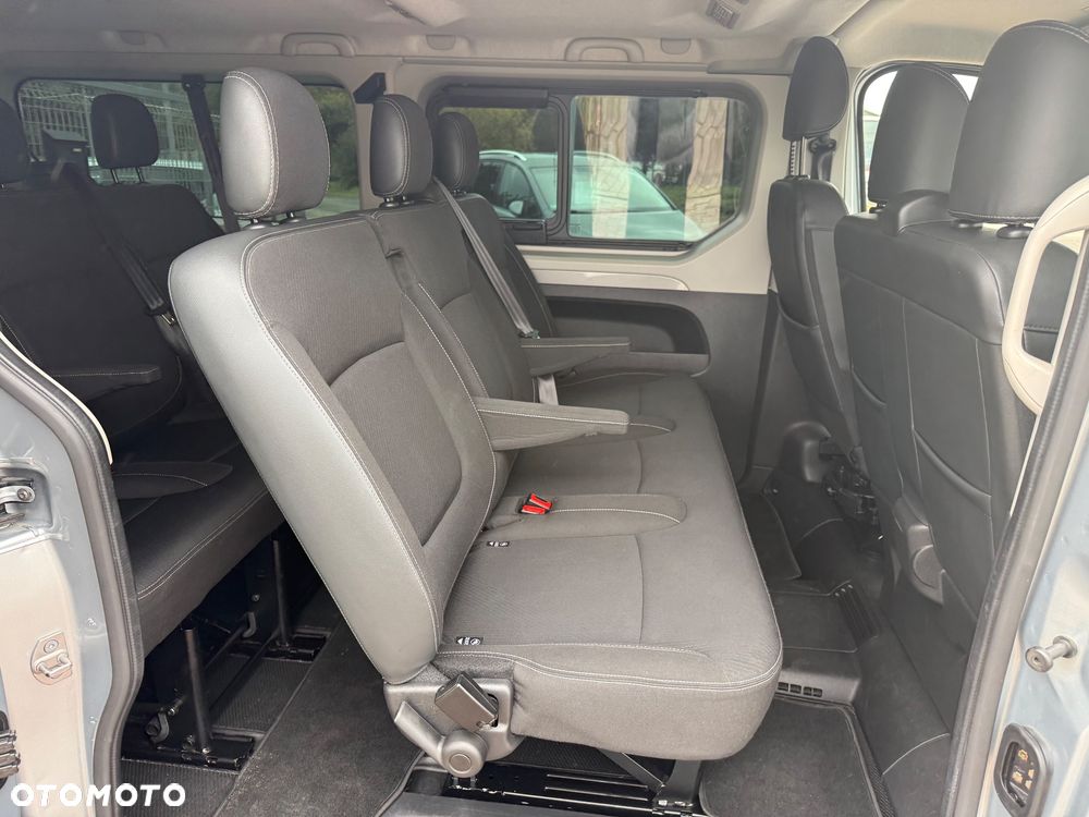 Renault Trafic Grand 2.0 dCi EDC - 14