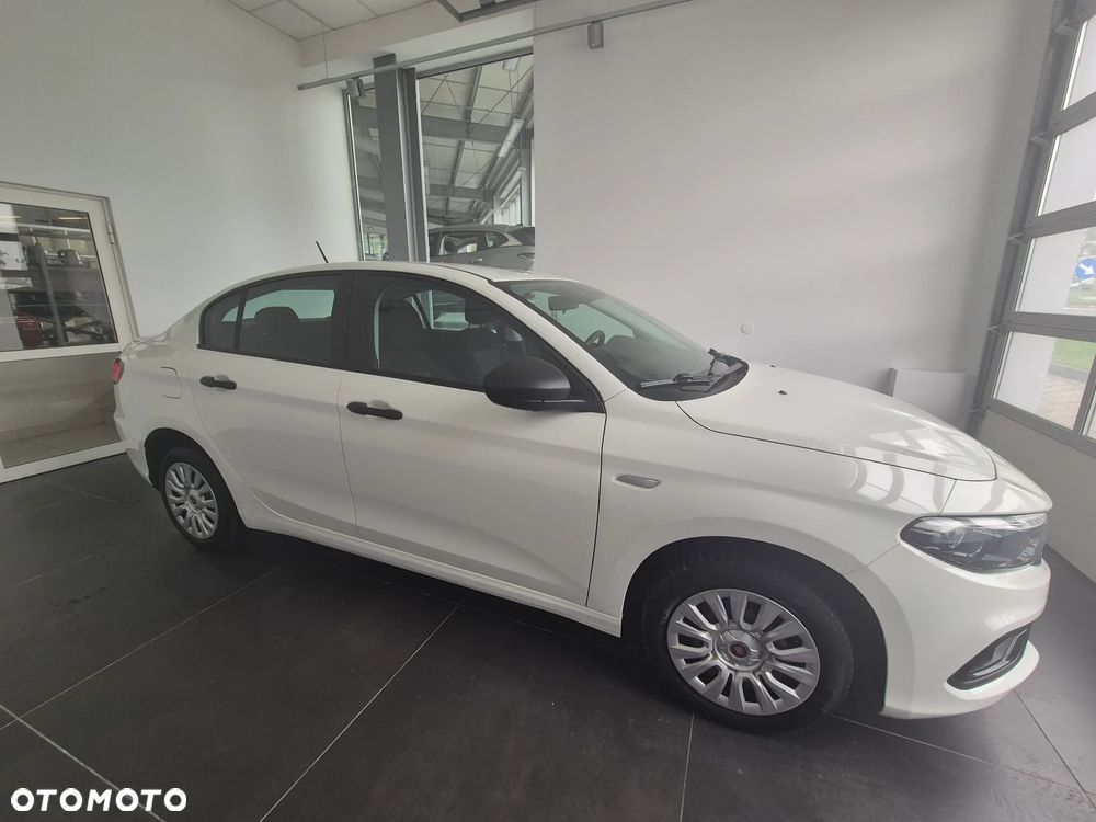 Fiat Tipo 1.0 T3 - 4