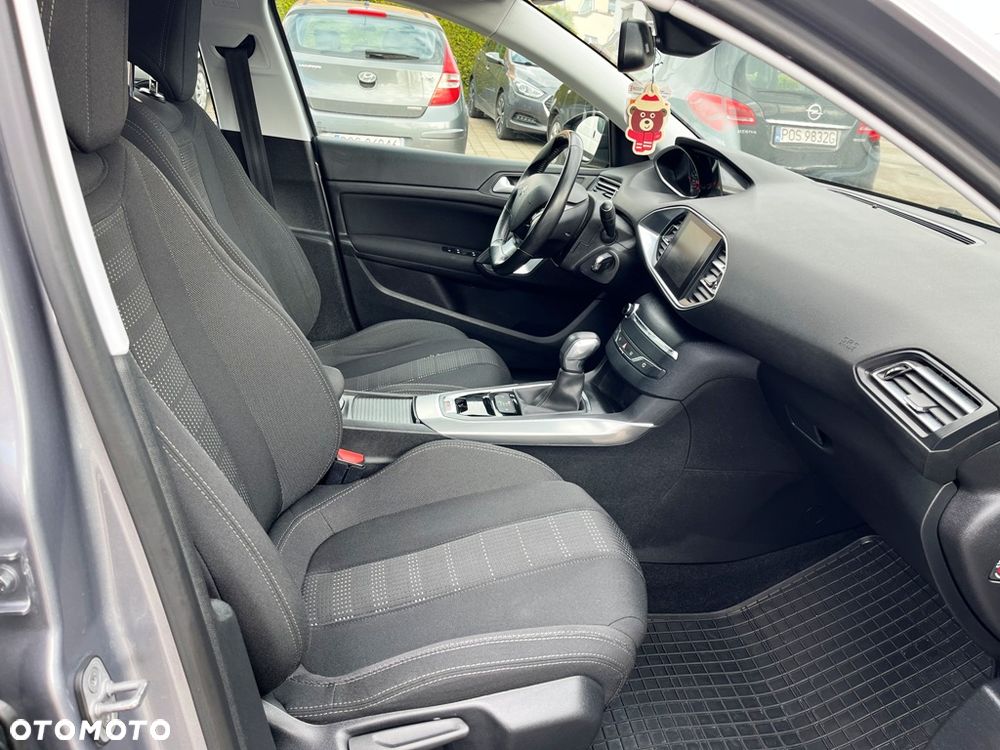 Peugeot 308 - 6