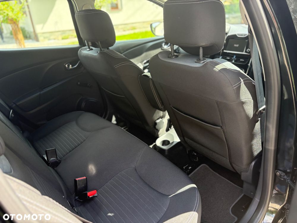 Renault Clio - 10