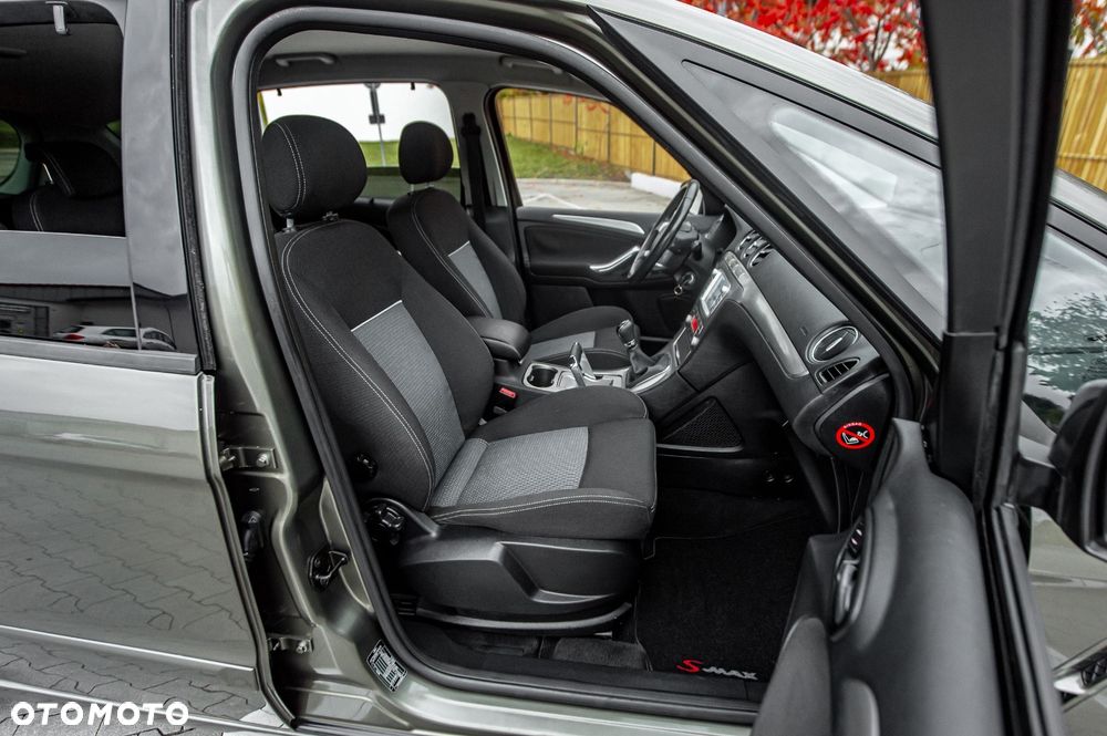 Ford S-Max 2.0 Viva Titanium - 37